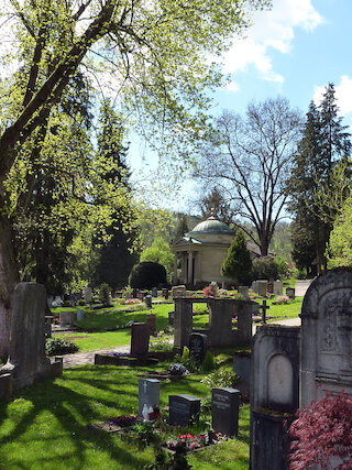 Blick über den Heslacher Friedhof