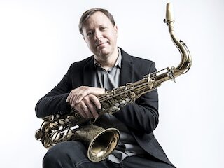 Chris Potter &copy; Dave Stapleton