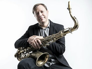 Chris Potter &copy; Dave Stapleton