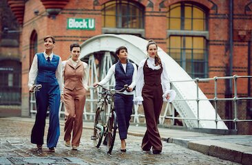 Les Brünettes &copy; Marius Engels