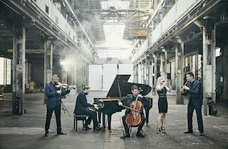 Spark &copy; Gregor Hohenberg