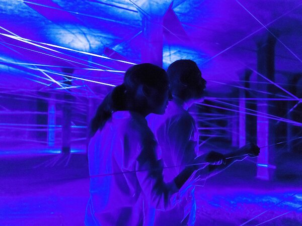 In den Seilen hängen &copy; Aleksej Nutz