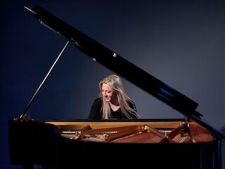 Ragna Schirmer &copy; MKH 11