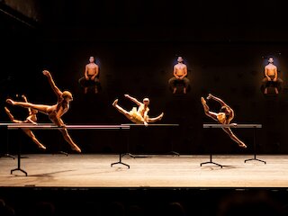 Batsheva Dance Company  &copy; Ascaf