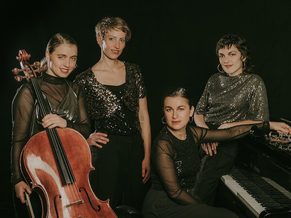 Youkali © Julie Schönewolf