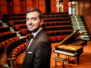 Alberto Ferro &copy; Dan Hannen