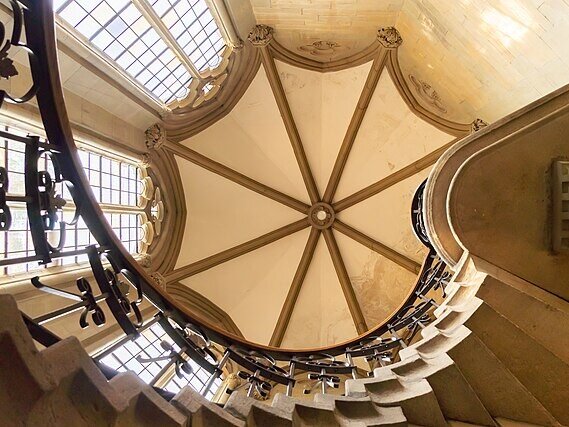 Johanneskirche Innenansicht (Detail) &copy; Laserlich cw