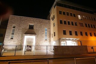 Stuttgart, Synagoge und Gemeindezentrum Stuttgart &copy; Giftzwerg 88 cw