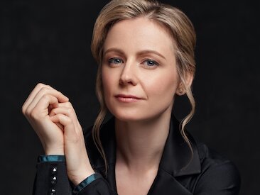 Gemma New © Roy Cox