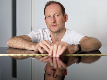 Johannes Knecht © Mr Mrs Smith welove photo