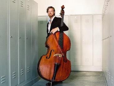 Matthew McDonald © Emile Holba