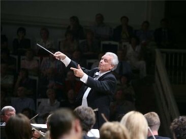 Yuri Simonov © Yuri Simonov