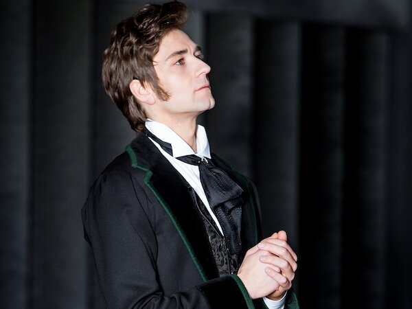 Onegin © Roman Novitzky