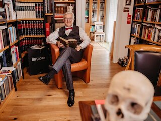 Prof. Dr. Roland Sedivy - 