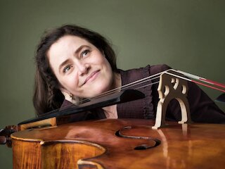 Emmanuelle Bertrand (Violoncello) &copy; Philippee Matsas