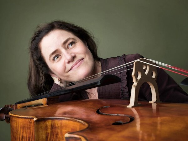 Emmanuelle Bertrand (Violoncello) &copy; Philippee Matsas