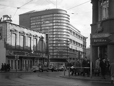 Kaufhaus Schocken, Stuttgart 1960 © Manfred Niermann cw