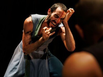 Akram Khan © Jeanette Bak