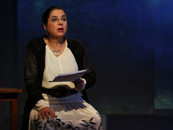 Stein im See &copy; Ayman Aljwabra